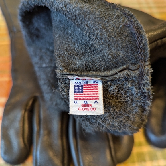 Leather Riding Gloves - Picture 4 of 5